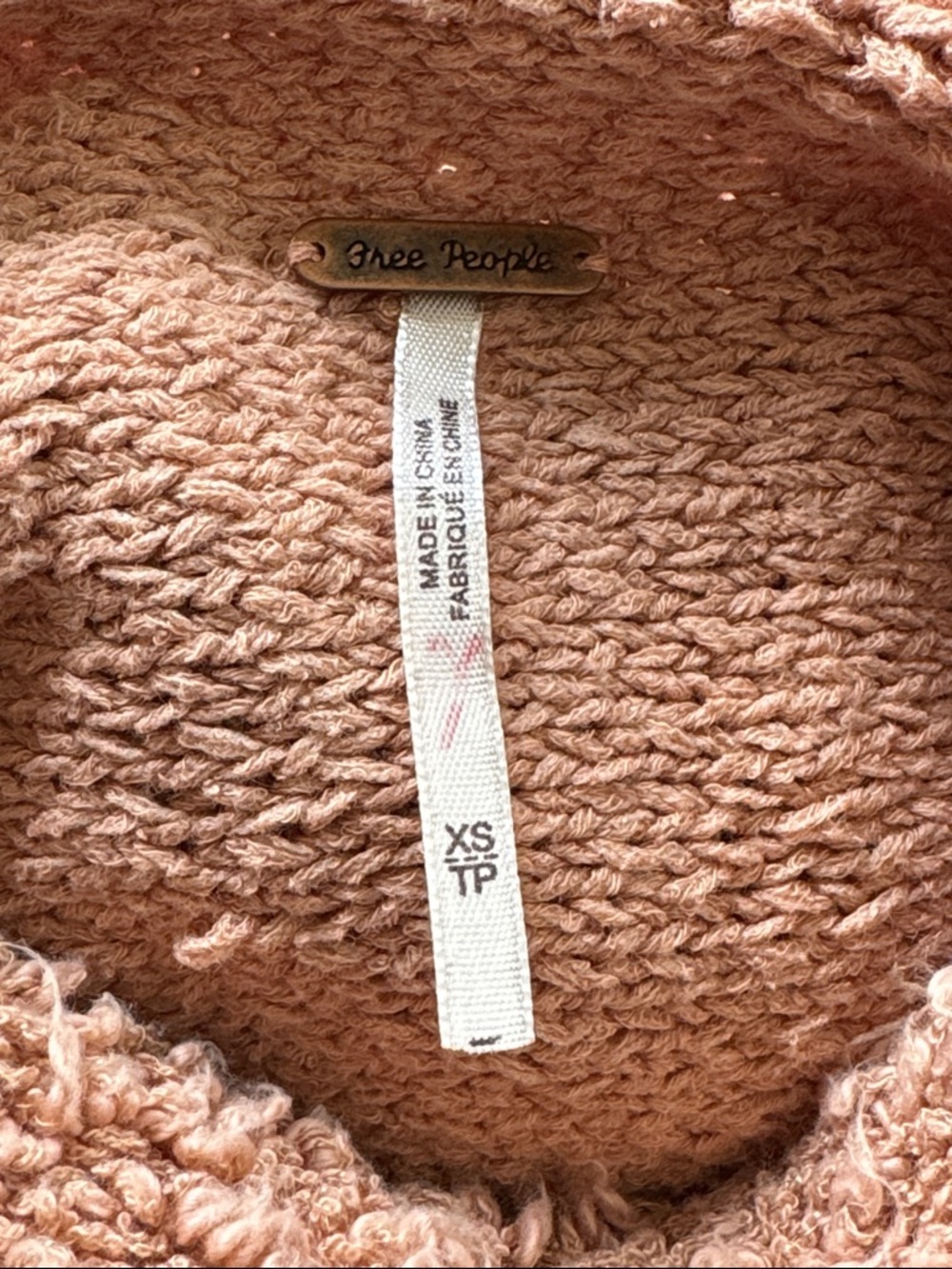 Free People Cuddle Up Pullover Mock Neck Peach Cropped Sweater Size XS - Picture 3 of 7